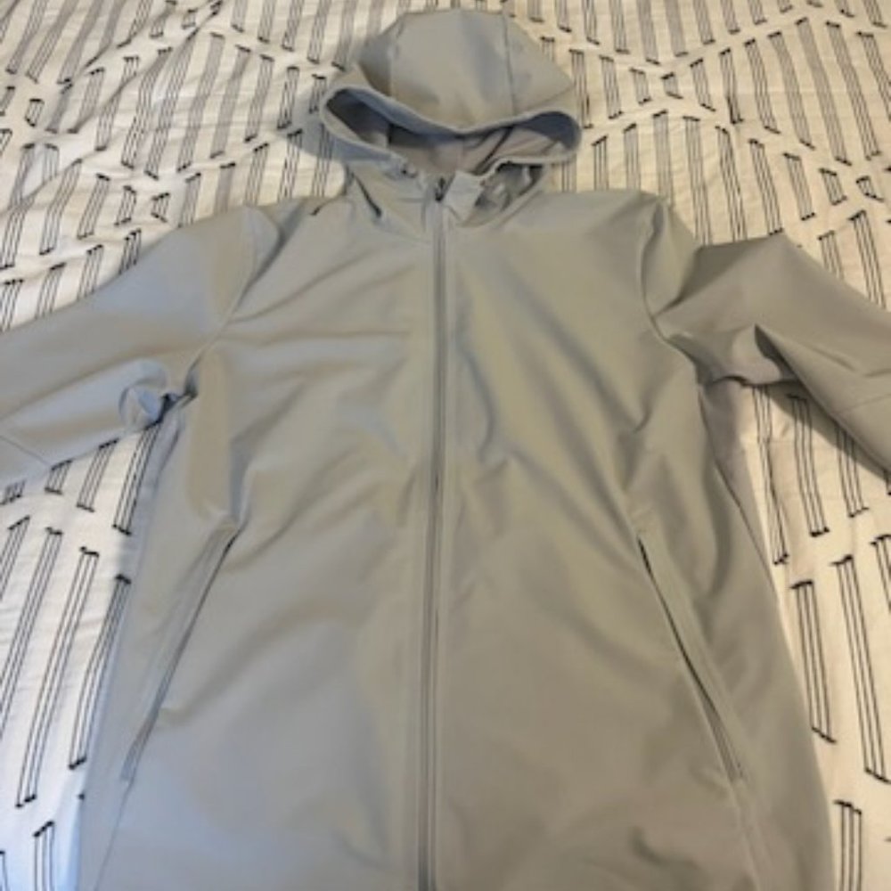 Mens Lululemon Warp Lite Jacket, Size M